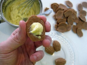 filling Madeleine cocoa nut cookies