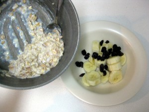cooked oatmeal porridge