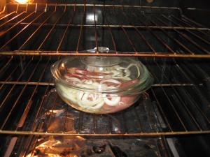 meat baking in glass pyrek dish