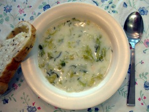 Slovak lettuce soup with dill