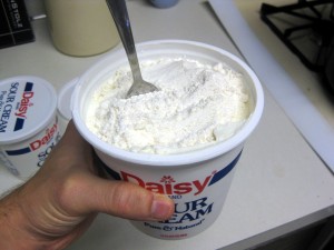 sour cream with flour