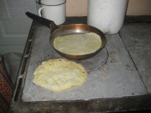 baking lokse on wood burning stove