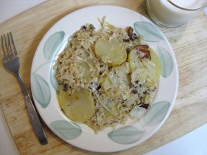 baked potatoes with sauerkraut