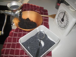 poppy seed grinder