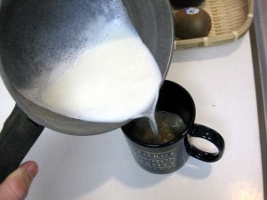 how to make white coffee