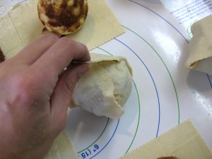 making apple bags