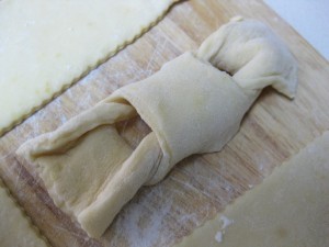 how to make dough bowties step 2