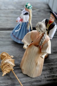 slovak corn husk figurine