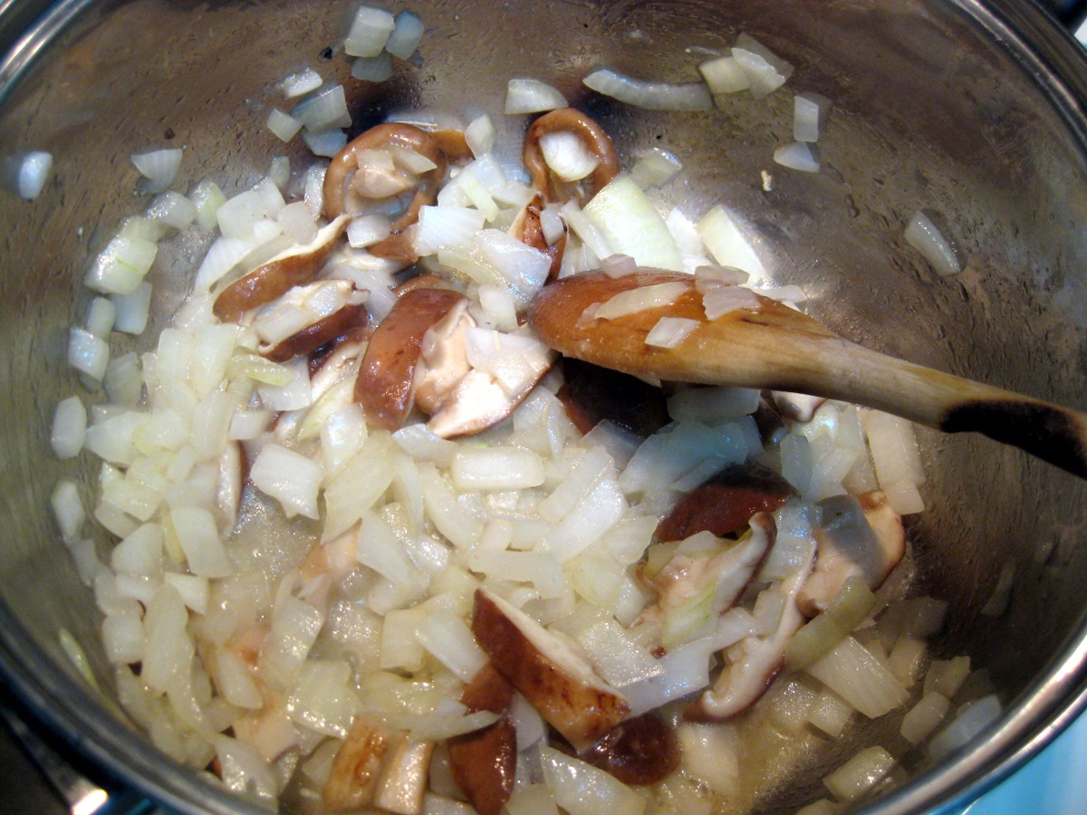 Chicken on Salt (Kura na Soli) recipe - Slovak Cooking