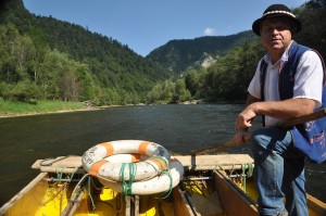 traditional dunajec raft costume